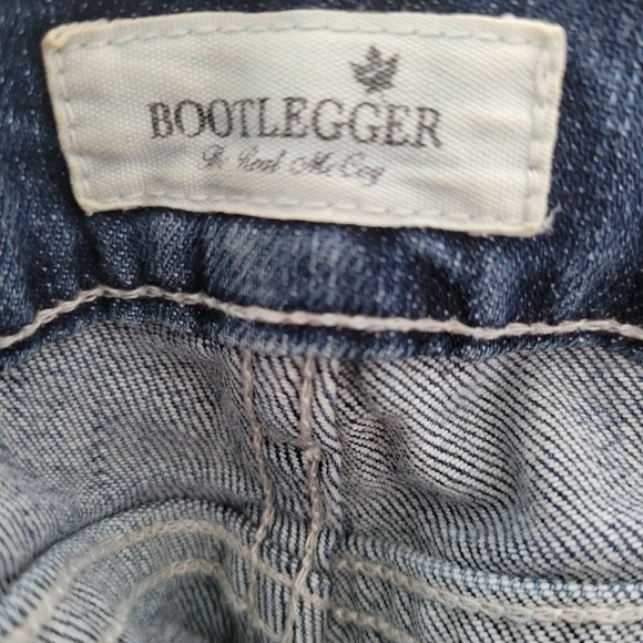 Bootlegger jean shorts - Picture 3 of 4